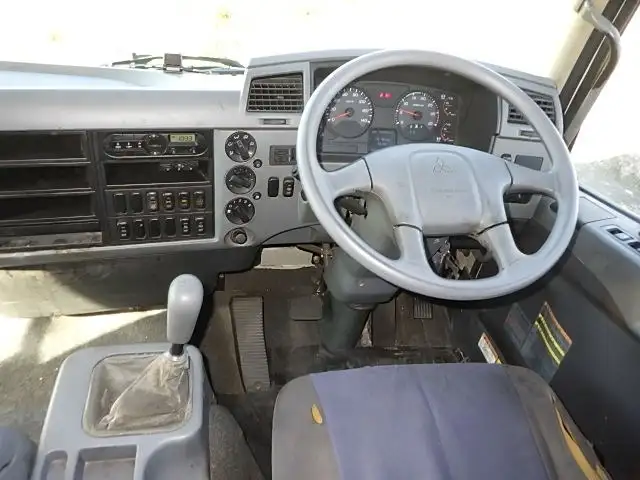 三菱 ファイター 中型/増トン ウイング エアサス ベッドの中古トラック画像11