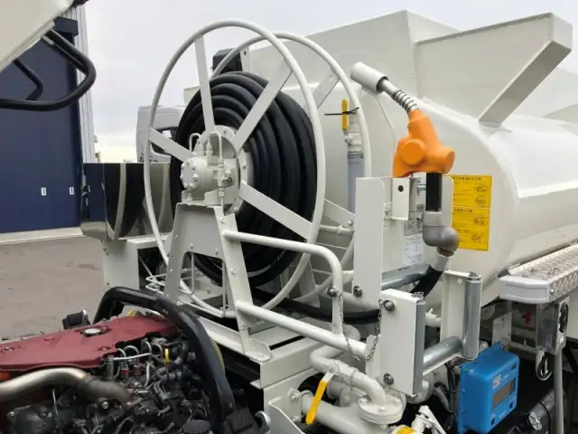 日野 デュトロ 小型 タンク車 ローリー 2DG-XZU675Mの中古トラック画像6