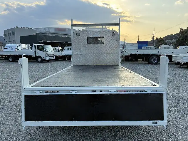日野 デュトロ 小型 平ボディ 2RG-XZU645M R3の中古トラック画像8