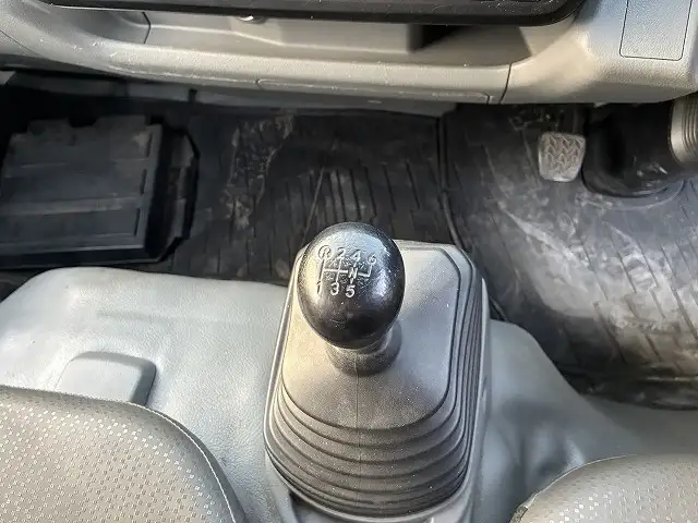 日野 デュトロ 小型 平ボディ 2RG-XZU645M R3の中古トラック画像15