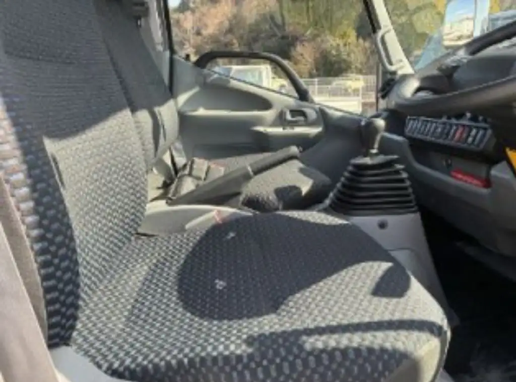 トヨタ ダイナ 小型 平ボディ パワーゲート 床鉄板の中古トラック画像11