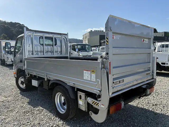トヨタ ダイナ 小型 平ボディ パワーゲート 床鉄板の中古トラック画像5