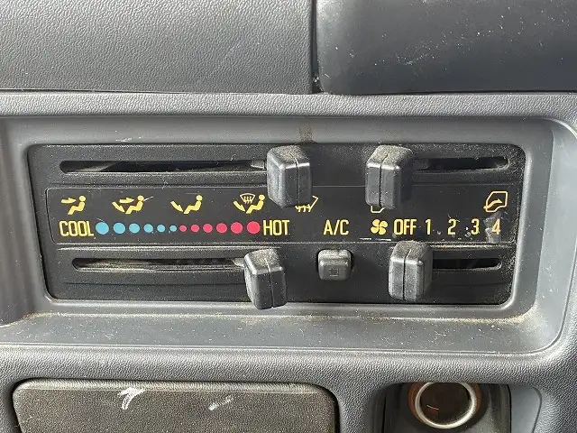 日産 アトラス 小型 平ボディ 幌 KR-AHR69の中古トラック画像11