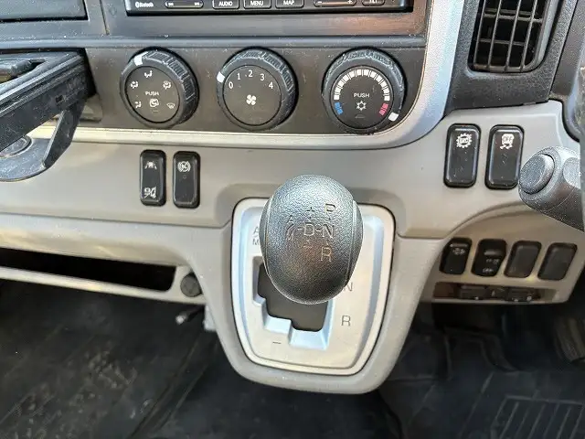 三菱 キャンター 小型 平ボディ 2RG-FBA20 R2の中古トラック画像13