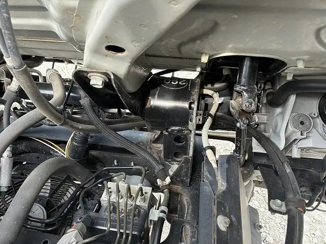 いすゞ エルフ 小型 平ボディ 2RG-NJR88A R2の中古トラック画像18