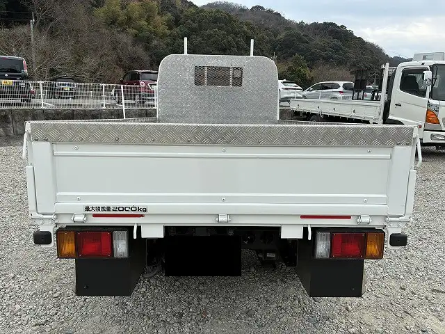 いすゞ エルフ 小型 平ボディ 2RG-NJR88A R2の中古トラック画像4