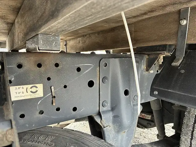 いすゞ エルフ 小型 平ボディ 2RG-NJR88A R2の中古トラック画像像17