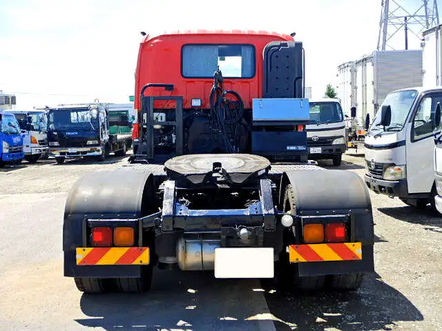 いすゞ ギガ 大型 トラクター 1デフ エアサスの中古トラック画像3