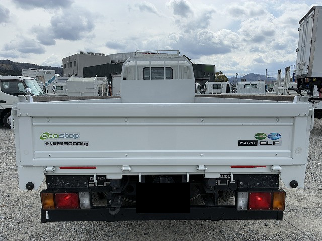 いすゞ エルフ 小型 平ボディ 床鉄板 2RG-NMR88ARの中古トラック画像3