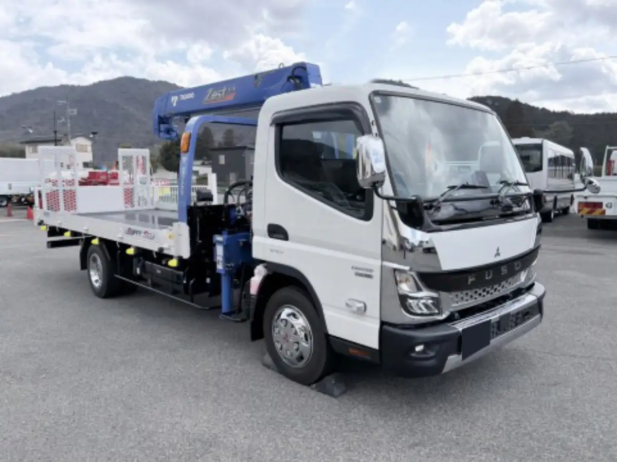 三菱 キャンター 小型 車両重機運搬 4段クレーン ラジコン の中古トラック【車両No.208434】