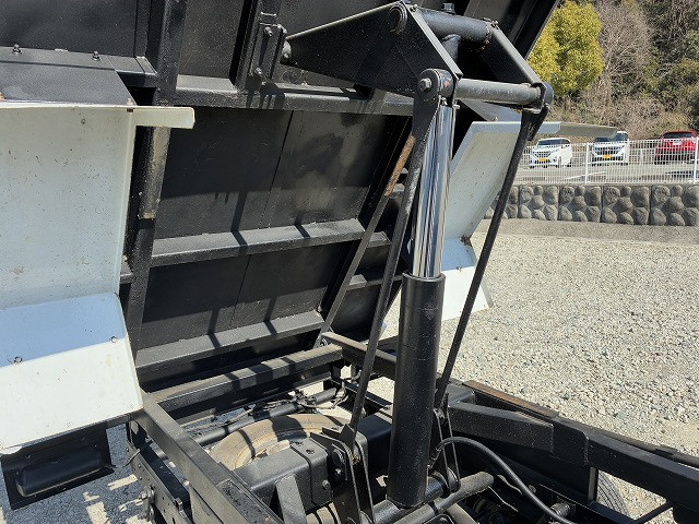 日産 バネット 小型 ダンプ 土砂禁 ABF-SK82TNの中古トラック画像15