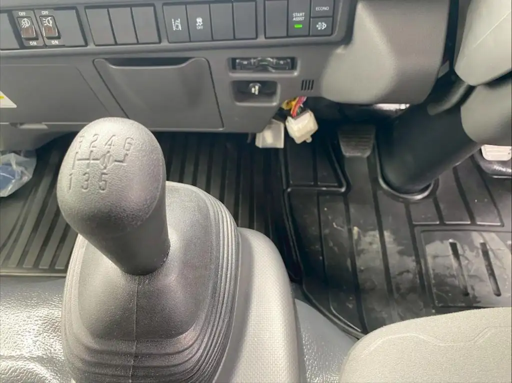 いすゞ エルフ 小型 アルミバン サイドドア 2RG-NPR88AMの中古トラック画像15