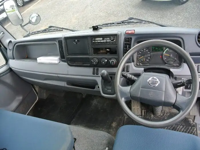 日産 アトラス 小型 平ボディ TPG-FEB5W H25の中古トラック画像5