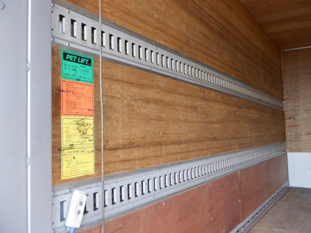 いすゞ エルフ 小型 アルミバン パワーゲート TRG-NMR85ANの中古トラック画像6