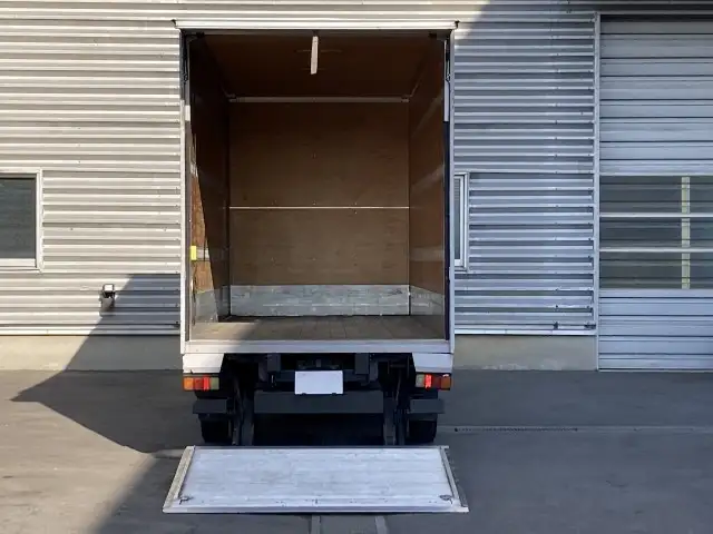 いすゞ エルフ 小型 アルミバン パワーゲート サイドドアの中古トラック画像5