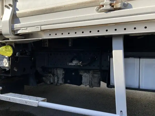 いすゞ エルフ 小型 アルミバン パワーゲート サイドドアの中古トラック画像像17