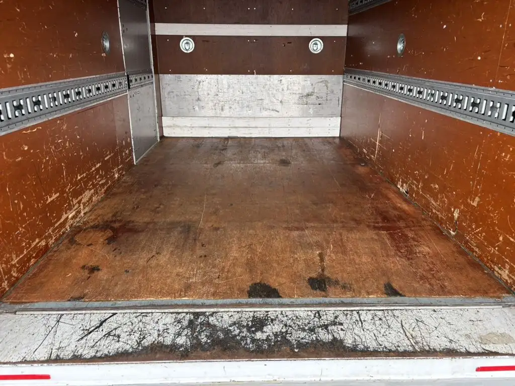 いすゞ エルフ 小型 アルミバン パワーゲート サイドドアの中古トラック画像8