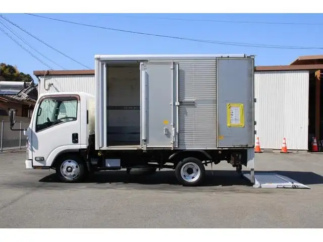 いすゞ エルフ 小型 アルミバン パワーゲート の中古トラック画像6