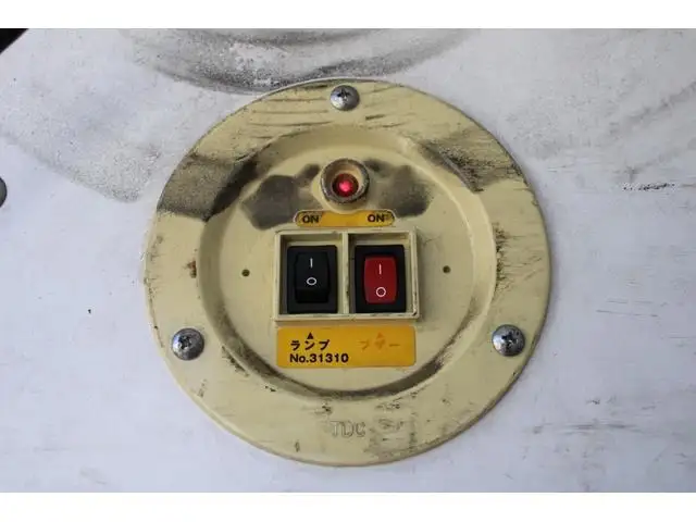 いすゞ エルフ 小型 アルミバン パワーゲート の中古トラック画像10