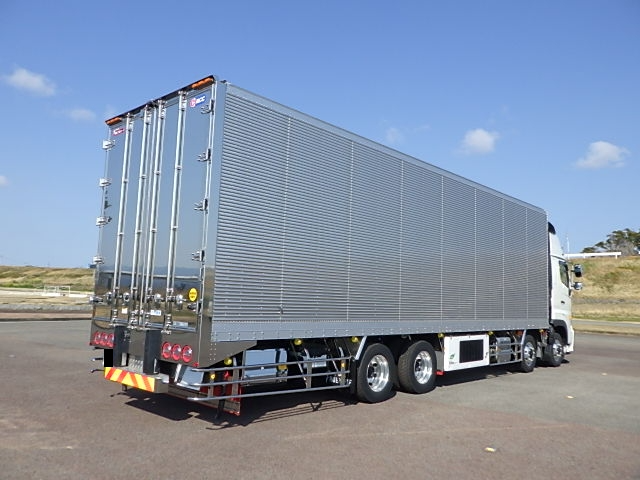 日野 プロフィア 大型 冷凍冷蔵 ハイルーフ 低温の中古トラック画像3