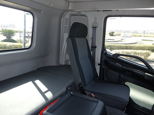 日野 プロフィア 大型 トラクター ハイルーフ 1デフの中古トラック画像13