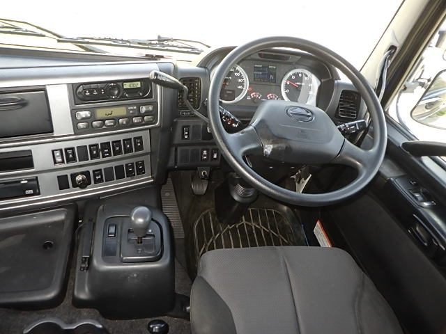 日野 プロフィア 大型 トラクター ハイルーフ 1デフの中古トラック画像12