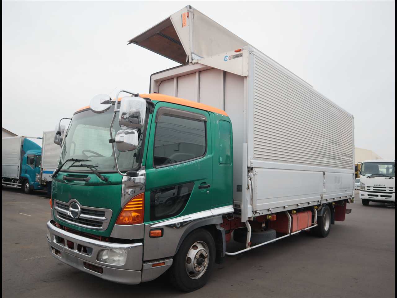 日野 レンジャー 中型/増トン ウイング 標準