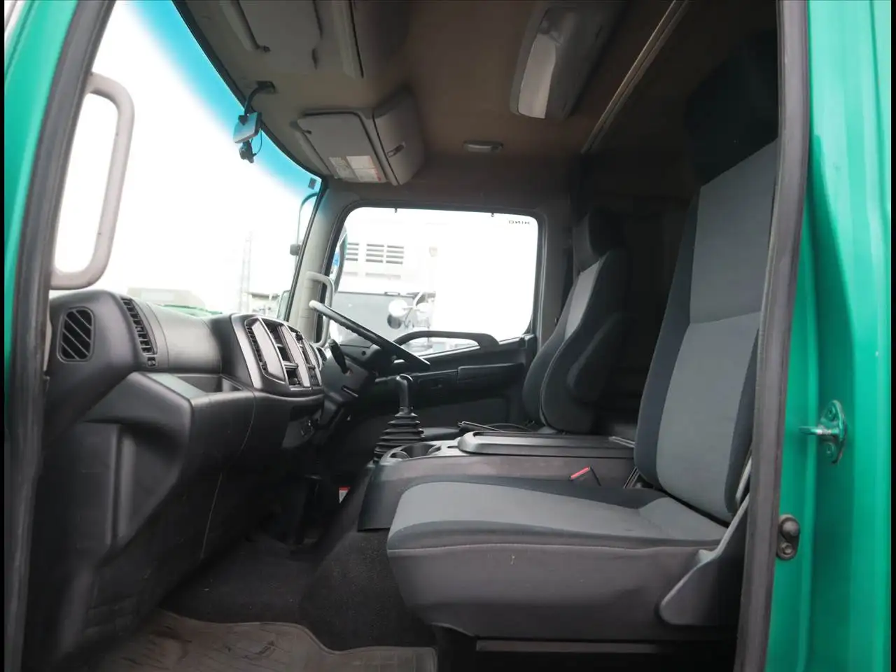 日野 レンジャー 中型/増トン ウイング エアサス ベッドの中古トラック画像11