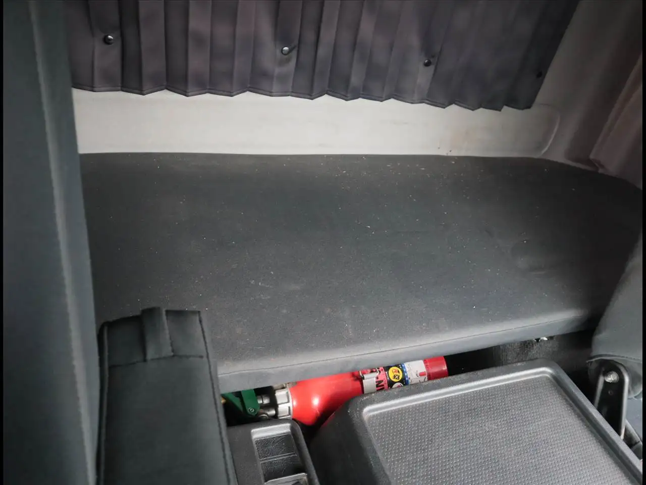 日野 レンジャー 中型/増トン ウイング エアサス ベッドの中古トラック画像14