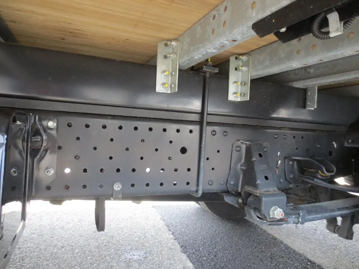 いすゞ エルフ 小型 アルミバン パワーゲート サイドドアの中古トラック画像19