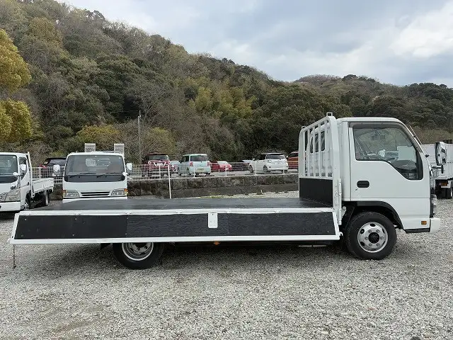 いすゞ エルフ 小型 平ボディ 床鉄板 PB-NPR81ARの中古トラック画像6