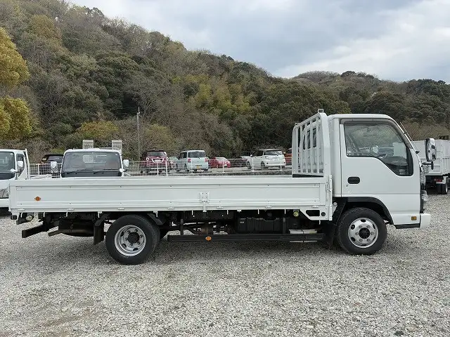 いすゞ エルフ 小型 平ボディ 床鉄板 PB-NPR81ARの中古トラック画像3