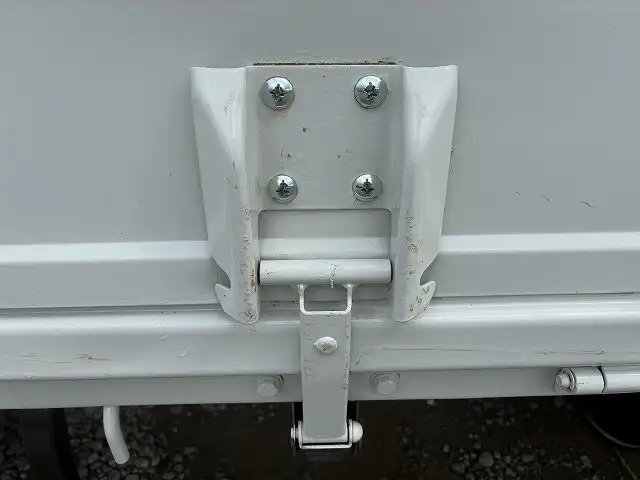 いすゞ エルフ 小型 平ボディ 床鉄板 PB-NPR81ARの中古トラック画像10