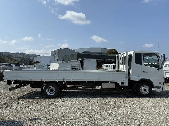 日産UD コンドル 中型/増トン 平ボディ 床鉄板 ベッドの中古トラック画像3
