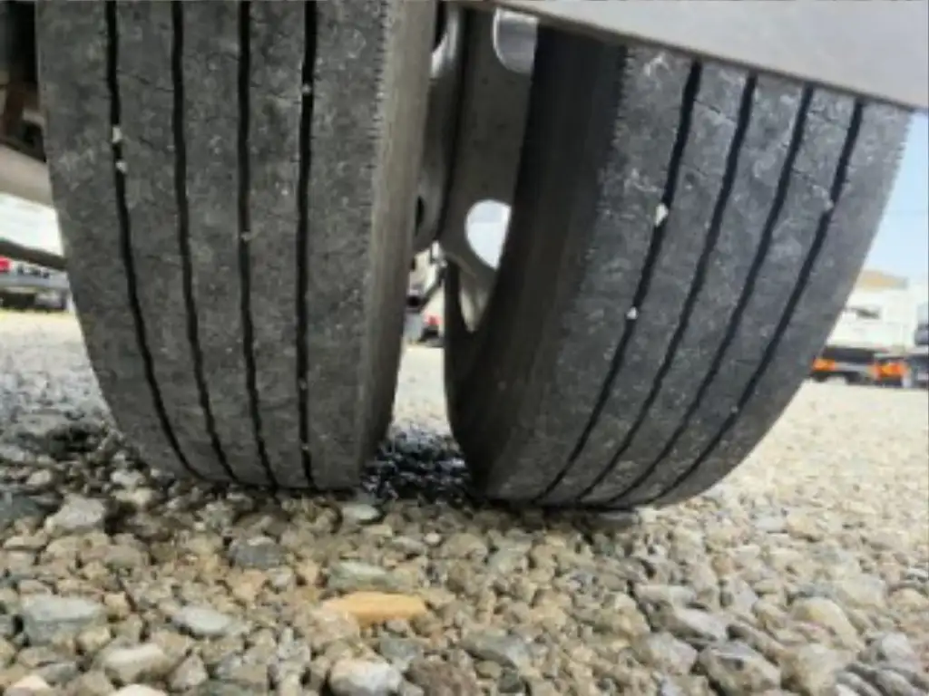 日産UD コンドル 中型/増トン 平ボディ 床鉄板 ベッドの中古トラック画像20