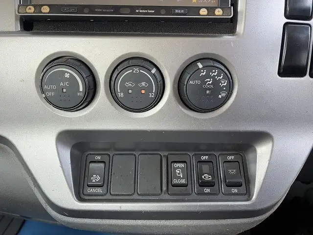 日産UD コンドル 中型/増トン 平ボディ 床鉄板 ベッドの中古トラック画像13