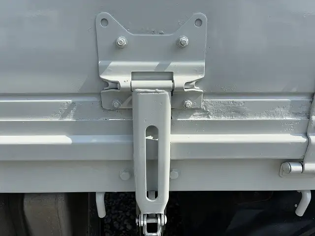 日産UD コンドル 中型/増トン 平ボディ 床鉄板 ベッドの中古トラック画像10