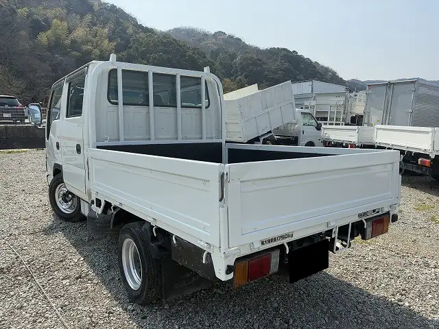 いすゞ エルフ 小型 平ボディ Wキャブ 床鉄板の中古トラック画像5