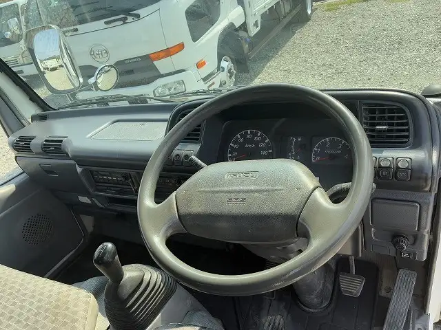 いすゞ エルフ 小型 平ボディ Wキャブ 床鉄板の中古トラック画像11