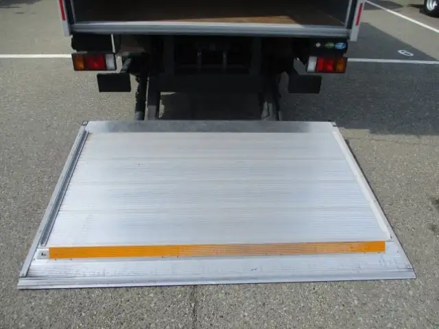いすゞ エルフ 小型 アルミバン パワーゲート 2RG-NPR88ANの中古トラック画像9