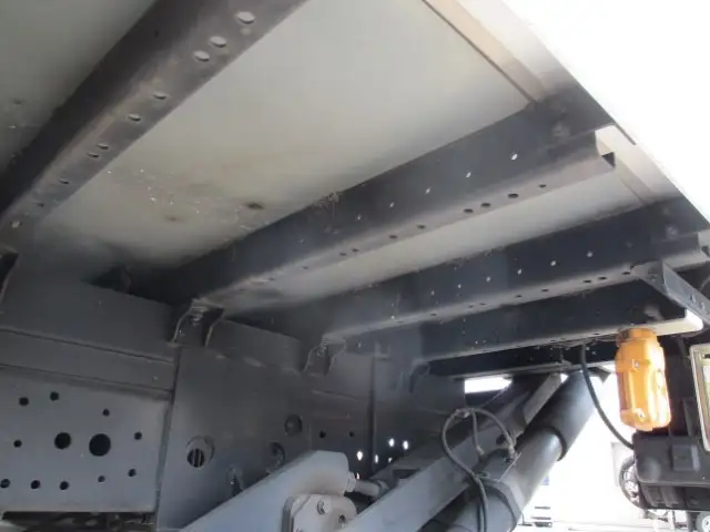 いすゞ エルフ 小型 アルミバン パワーゲート 2RG-NPR88ANの中古トラック画像18