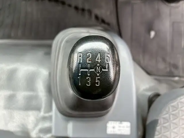 いすゞ エルフ 小型 アルミバン パワーゲート サイドドアの中古トラック画像16