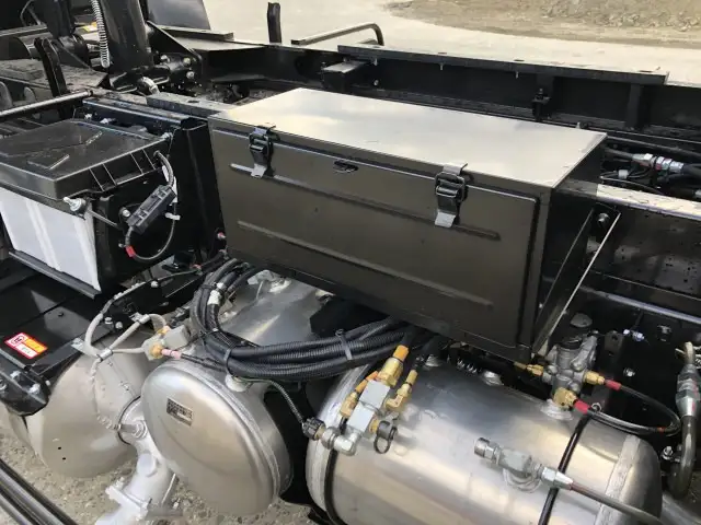 三菱 ファイター 中型/増トン ダンプ ベッド 2KG-FK62Fの中古トラック画像16