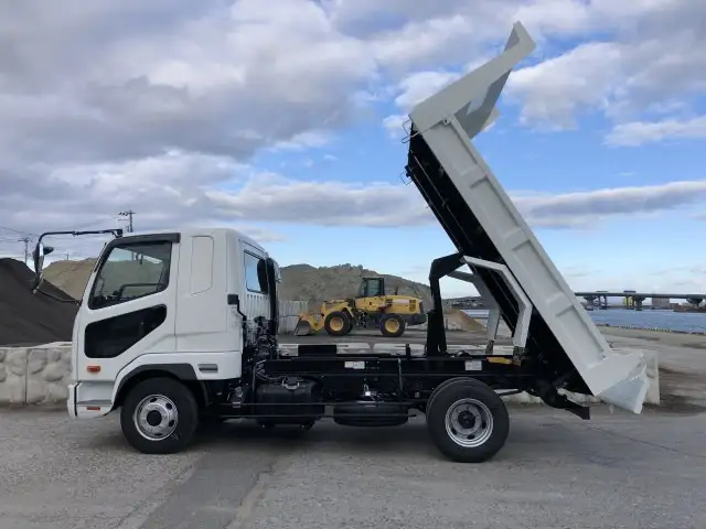 三菱 ファイター 中型/増トン ダンプ ベッド 2KG-FK62Fの中古トラック画像5