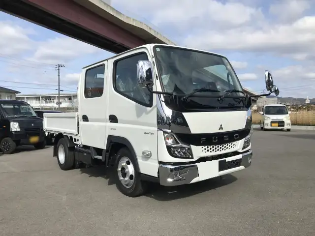 三菱 キャンター 小型 平ボディ Wキャブ 2RG-FBA20の中古トラック画像2