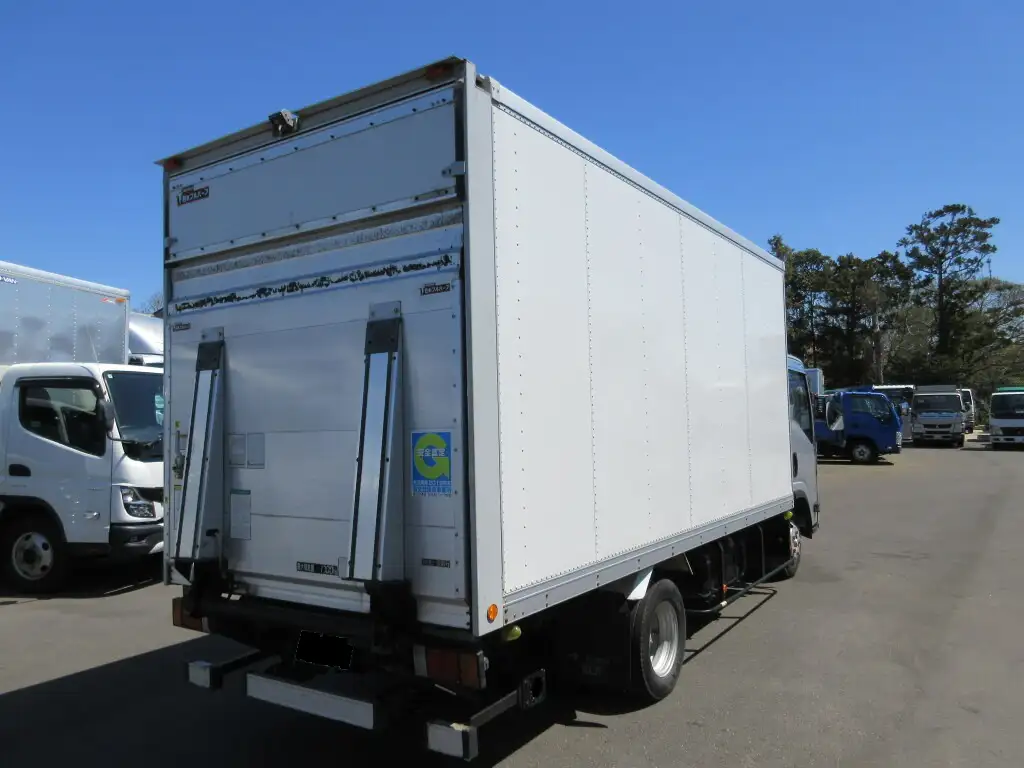 いすゞ エルフ 小型 アルミバン パワーゲート サイドドアの中古トラック画像3