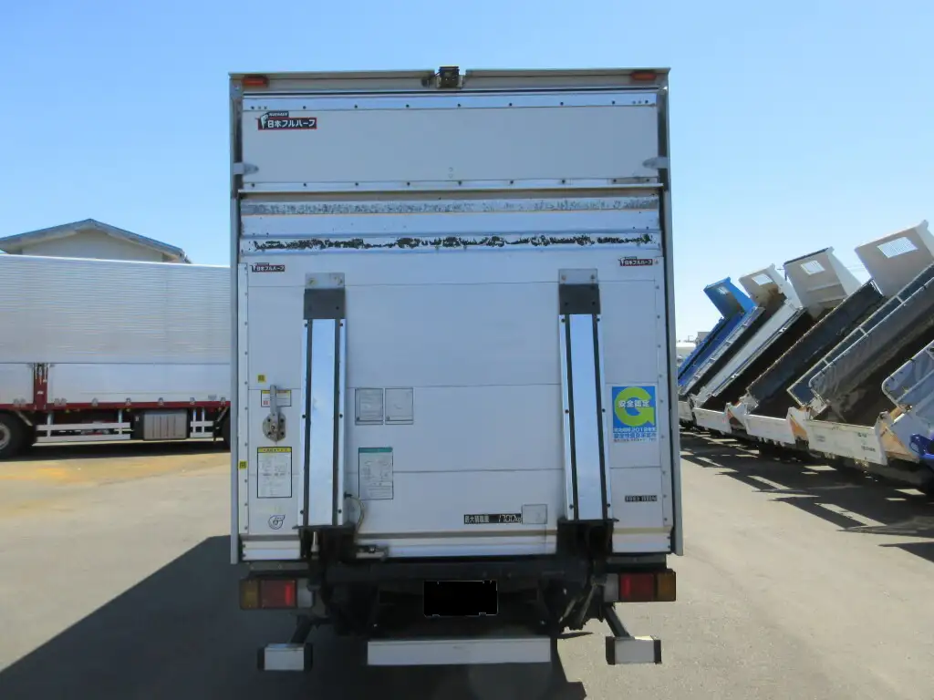 いすゞ エルフ 小型 アルミバン パワーゲート サイドドアの中古トラック画像4