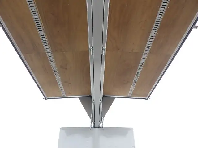 いすゞ フォワード 中型/増トン ウイング パワーゲート ベッドの中古トラック画像8