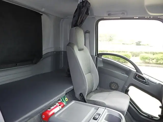 いすゞ フォワード 中型/増トン ウイング パワーゲート ベッドの中古トラック画像10