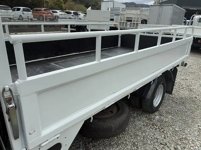 マツダ タイタン 小型 平ボディ KK-WHS5T H16の中古トラック画像10